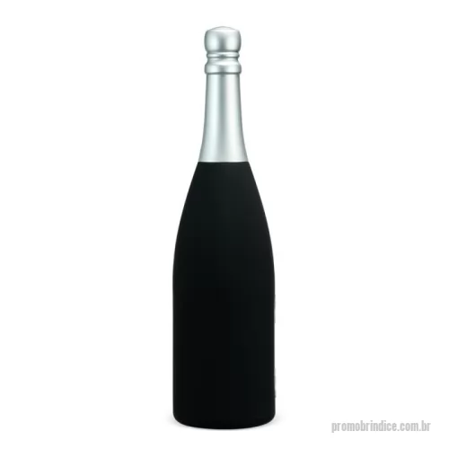 Kit vinho personalizado - Kit vinho Personalizado 09030B com sua logomarca. 20 anos ajudando a cotar Brindes Promocionais com várias empresas num único clique. Kit Vinho 5 Peças – Elegância e Sofisticação em Cada Detalhe  Descrição: Kit vinho composto por cinco peças, acondicionadas em um estojo em formato de garrafa com fechamento imantado e interior em espuma moldada. Contém tampa de bico, bico condutor com tampa, saca-rolhas metálico três em um (com lâmina de corte e abridor de garrafa), wine collar e cortador de lacre.  Especificações: Altura: 32 cm Largura: 8,3 cm Circunferência: 26,5 cm Área de gravação: 20 x 6 cm Peso: 312 g  Um conjunto completo e refinado, ideal para apreciadores de vinho, brindes corporativos e ocasiões especiais.Kit Vinho 5 Peças – Elegância e Sofisticação em Cada Detalhe  Descrição: Kit vinho composto por cinco peças, acondicionadas em um estojo em formato de garrafa com fechamento imantado e interior em espuma moldada. Contém tampa de bico, bico condutor com tampa, saca-rolhas metálico três em um (com lâmina de corte e abridor de garrafa), wine collar e cortador de lacre.  Especificações: Altura: 32 cm Largura: 8,3 cm Circunferência: 26,5 cm Área de gravação: 20 x 6 cm Peso: 312 g  Um conjunto completo e refinado, ideal para apreciadores de vinho, brindes corporativos e ocasiões especiais.Kit vinho Personalizado, 178269, B Brindes Promocionais. Clique e Cote no Portal PromoBríndice!