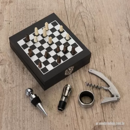 Kit vinho personalizado - Kit Vinho Xadrez 4 peças - 4,5 x 14,2 x 16,2 cm