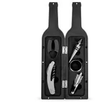 Kit vinho formato garrafa com 5 peças: tampa de bico, wine collar, bico condutor com tampa, saca rolhas metálico com lâmina de corte e abridor de garrafa e cortador de lacre. Estojo com fechamento imantado e área interna com berço de espuma.