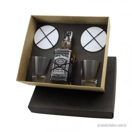 Kit whisky personalizado - Kit whisky Personalizado D2244 com sua logomarca. 20 anos ajudando a cotar Brindes Promocionais com várias empresas num único clique. Kit Whisky personalizado em caixa de papel, Jack Daniel's 375ml, 2 Copos e 2 Porta Copos.Kit Whisky personalizado em caixa de papel, Jack Daniel's 375ml, 2 Copos e 2 Porta Copos.Kit whisky Personalizado, 149080, Design Promo Kits Corporativos. Clique e Cote no Portal PromoBríndice!