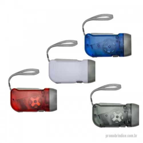 Lanterna personalizada - Lanterna plástica com 3 leds, pressionando o “gatilho” gera energia para alimentar a lanterna dínamo. Possui botão para ligar/desligar lanterna, botão para travar gatilho e acompanha cordão.