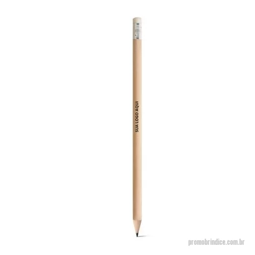 Lápis com Borracha personalizados - O Lápis Apontado com Borracha HB é um item essencial para uso escolar, corporativo ou promocional. Produzido com materiais de qualidade, possui grau de dureza HB, ideal para escrita suave e precisa. Conta com borracha na extremidade, oferecendo praticidade no dia a dia. O produto é certificado de acordo com a Portaria Inmetro nº 423 de 08/10/2021, garantindo segurança e conformidade. Por ser fabricado em materiais naturais, a cor e o resultado da impressão podem variar entre os produtos, tornando cada peça única.