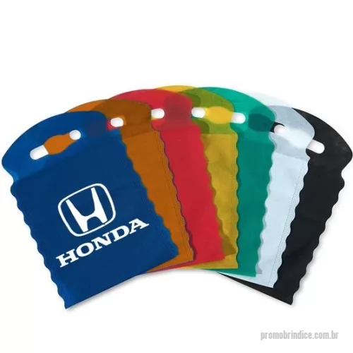 Lixeira para automóvel personalizada - LIXEIRA PARA CARRO EM TNT LIXOCAR - KIT 1000 unidades  Diversas cores disponíveis  Personalizamos até 3 cores . FABRICAMOS A MEDIDA QUE PRECISAR!   PRODUTO VENDIDO COM E SEM PERSONALIZAÇÃO consulte vendedor.  TEMOS MAIS DE 60 MIL OPÇÕES DE BRINDES PERSONALIZADOS CONSULTE-NOS. COMPRE TAMBÉM NO ATACADO EM MAIORES QUANTIDADES COM MELHOR PREÇO.  PRODUTO SUJEITO À DISPONIBILIDADE DE ESTOQUE  APÓS A SUA COMPRA SOLICITE ORÇAMENTO PARA PERSONALIZAÇÃO E VERIFIQUE O PRAZO DE ENTREGA.  COMPRE TAMBÉM PRODUTOS JÁ PERSONALIZADOS!  TRABALHAMOS COM SILK - LASER - TAMPOGRAFIA - ULTRA VIOLETA - TRANSFER - SUBLIMAÇÃO - DECALQUE E RELEVO.  PRODUTOS PERSONALIZADOS PERDEM A GARANTIA DE TROCA  TENDO A NECESSIDADE DE PERSONALIZAÇÃO ENVIAR O LOGO NO MESMO DIA DA COMPRA PARA NÃO HAVER ATRASOS NO SEU PEDIDO!!!  Para quantidades maiores ou menores e cores verificar com o Vendedor.  ATENÇÃO As cores podem sofrer variações de acordo com o tipo, configuração e resolução do seu monitor e de acordo