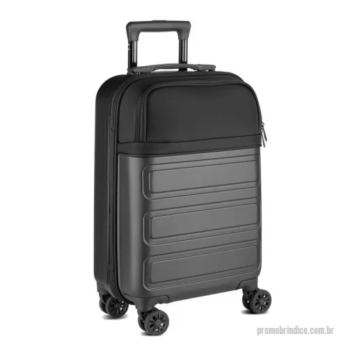 Mala de Bordo personalizada - Mala viagem pequena em ABS e parte em plástico e detalhe em poliéster 600D com interior em poliéster 210D. Abertura frontal com ziper para acesso ao interior da mala; Forro poliéster; Sistema de carrinho de aço; Cadeado com senha/segredo; Alça de mão na lateral e na parte superior; Quatro rodas de 360 graus; Acompanha Plaquinha de metal (5,9x1,9cm) sem personalização. Mala perfurada para aplicação da plaquinha.