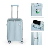 Mala de viagem com capacidade máxima de 38 litros. Feita em policarbonato (PC), possui compartimento principal com dois bolsos em tamanhos diferentes, um deles em tela de malha, além de cinta compressora no lado oposto. Conta ainda de compartimento frontal com três bolsos em tamanhos variados e plaquinha metálica personalizável na parte externa. Apresenta quatro pares de rodinhas com giro 360 graus, cadeado numérico TSA, hastes metálicas com dois níveis de elevação ajustáveis e suporte retrátil para celular no puxador plástico. Dispõe de mais duas alças de mão, uma delas localizada na lateral para permitir o transporte na horizontal, quatro apoios laterais e suporte para copo ou garrafa na parte posterior. Gravação da logomarca a laser já incluso.