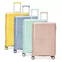 Projetada para oferecer praticidade e conforto, esta mala une o plástico resistente a um design exclusivo. Perfeita para qualquer viagem, ela apresenta um interior inteligente com divisória equipada com bolso em tela e cinta compressora, garantindo o