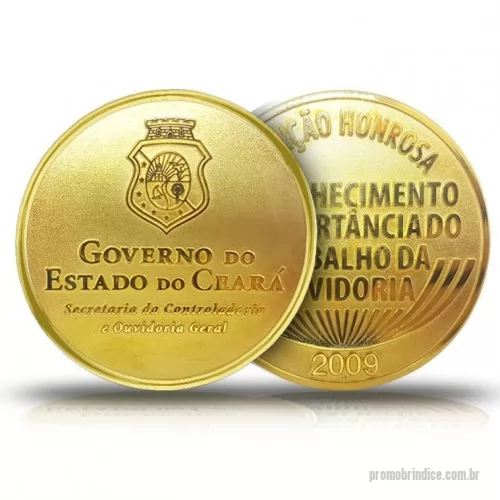 Medalha personalizada - Medalha Governo do Estado do Ceará,  confeccionada em latão, sistema de estampo, folheada a ouro, alto e baixo relevo, fosco e polido.
