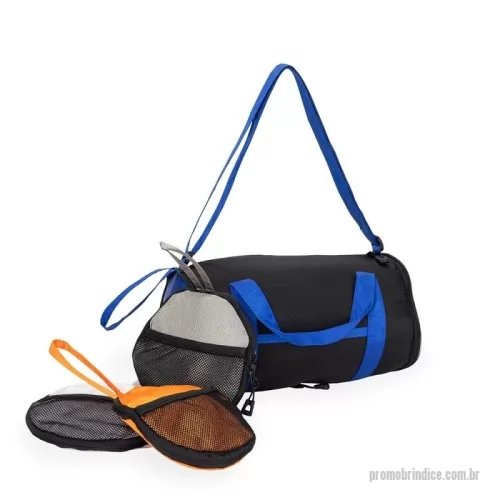 Mochila dobrável personalizada - Bolsa Dobrável Poliéster – 6L  Descrição: Bolsa esportiva confeccionada em poliéster 420D resistente à água, com fechamento em zíper e capacidade de 6 litros. Seu design dobrável permite que seja compactada em formato arredondado, contando com bolso telado e alça de mão para facilitar o transporte. Quando aberta, oferece dois bolsos externos: um bolso frontal aberto e um bolso lateral em tela de nylon com elástico, garantindo praticidade no uso diário. Possui ainda duas alças laterais fixas e alça transversal ajustável, proporcionando conforto e versatilidade.  Especificações:  Material: Poliéster 420D  Capacidade: 6 L  Fechamento: Zíper  Recursos:  Modelo dobrável  Bolso telado no formato compacto  Bolso frontal aberto  Bolso lateral em tela com elástico  Alças:  Duas laterais fixas  Alça transversal ajustável  Dimensões (aberta):  Altura: 16 cm  Largura: 28 cm  Profundidade: 16 cm  Área aproximada para gravação (CxL):  Bolsa aberta: 8 cm × 12 cm  Bolsa dobrada: 12 cm × 12 cm  Peso ap