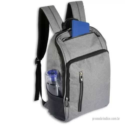 Mochila Escolar personalizada - Mochila confeccionada com material solicitado em orçamento, em todas as cores, com alça ombro e mão, possui alça de mão e ombro.