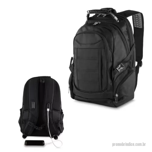 Mochila para notebook personalizada - Mochila para notebook em tecido poliéster.  Parte Externa: Alça de mão com cabo de aço e pegador emborrachado. Bolso frontal, dois bolsos laterais. Saída para fone de ouvido e USB. Forro de costas acolchoado. Engate para peitoral, ideal para corridas ou caminhadas com a mochila.  Parte Interna: Compartimento acolchoado p/ notebook 29x46cm. Tamanho total do Notebook - 17