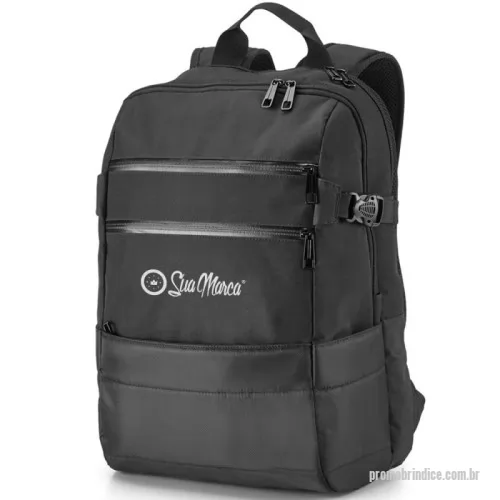 Mochila para notebook personalizada - Mochila para notebook personalizada fabricada em tecido resistente com design moderno e funcional. Possui dois compartimentos principais, sendo o posterior forrado e acolchoado, com divisórias específicas para acomodar com segurança notebooks de até quinze polegadas e seis e tablets de até dez polegadas e cinco. O compartimento frontal também é forrado e conta com múltiplos bolsos internos para organização. Dispõe de três bolsos frontais e dois laterais para fácil acesso a itens essenciais. A parte posterior é almofadada e projetada com sistema de apoio ergonômico para maior conforto, além de alças ajustáveis e acolchoadas. Capacidade total de vinte e cinco litros.