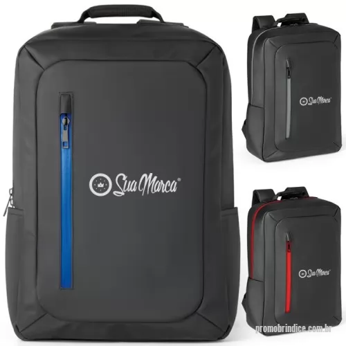 Mochila para notebook personalizada - Mochila personalizada para notebook em 600D com revestimento resistente à água. Conta com um compartimento principal almofadado e divisória para notebook de até 15.6''. Possui bolso frontal, zíperes impermeáveis, bolso lateral em tela e parte posterior almofadada. Inclui um sistema de apoio acolchoado para as costas e alças almofadadas. Capacidade de até 10 Litros.