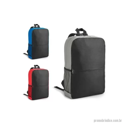 Mochila para notebook personalizada - Mochila para notebook em 600D. Compartimento com divisória para computador até 15.6''. Contém bolso frontal com zíper e bolso lateral de tela mesh. Parte posterior e alças almofadadas. Capacidade até 11 L.