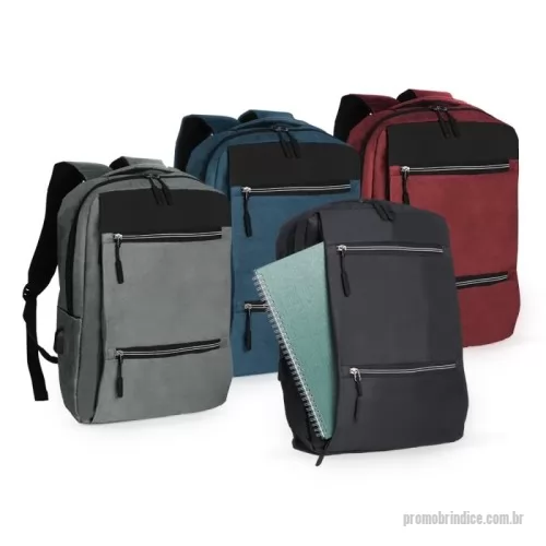 Mochila para notebook personalizada - Mochila de nylon 20 litros com quatro compartimentos, sendo o principal com bolso para notebook 156. Com divisórias internas para acessórios, a mochila possui bolso lateral, suporte externo usb e alça para encaixe em malas de viagem.