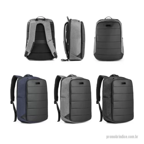 Mochila para notebook personalizada - Mochila para notebook em 300D de alta densidade com 2 compartimentos principais. O compartimento posterior tem 2 divisórias almofadadas para notebook até 17'' e tablet até 9,7''. Tem ainda mais 2 bolsos nas alças (1 com zíper), bolso oculto nas costas da mochila com zíper, bolso no topo com zíper e bolsos laterais com elástico no topo. Contém ainda tira de transporte para trolley e alças e parte posterior almofadadas. Placa metálica removível com imã, para fácil gravação. Capacidade até 21 L. 310 x 480 x 130 mm