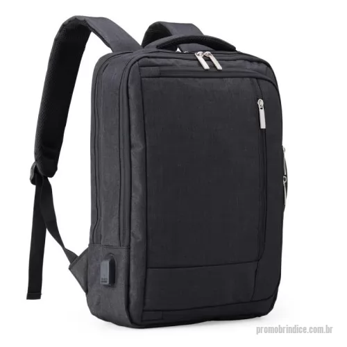 Mochila para notebook personalizada - Mochila de poliéster 19 litros com 4 compartimentos, sendo o principal com bolso para notebook 15,6 e compartimento com bolso sanfonado, ideal para documentos. Com divisórias internas para acessórios, a mochila possui suporte externo USB, alça para engate em malas de viagem e duas alças de mãos, sendo uma delas para o transporte da mochila no formato pasta.