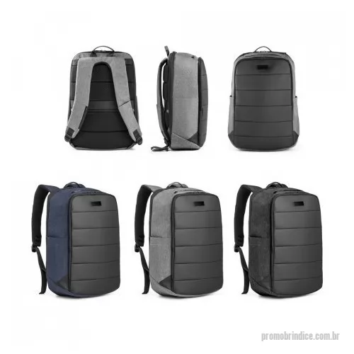 Mochila para notebook personalizada - Mochila para notebook em 300D de alta densidade com 2 compartimentos principais. O compartimento posterior tem 2 divisórias almofadadas para notebook até 17'' e tablet até 9,7''. Tem ainda mais 2 bolsos nas alças (1 com zíper), bolso oculto nas costas da mochila com zíper, bolso no topo com zíper e bolsos laterais com elástico no topo. Contém ainda tira de transporte para trolley e alças e parte posterior almofadadas. Placa metálica removível com imã, para fácil gravação. Capacidade até 21 L.