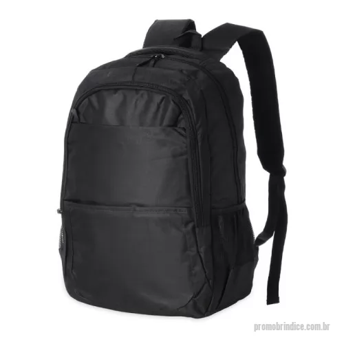 Mochila para notebook personalizada - Mochila de nylon 27 litros com quatro compartimentos, sendo o principal com bolso para notebook 17,3. Com bolsos laterais telados, a mochila possui duas alças de mãos e alças para as costas com revestimento espumado.