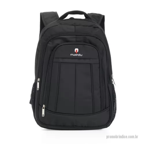 Mochila para notebook personalizada - Mochila de poliéster 25 litros com três compartimentos, sendo o principal com bolso para notebook 15,6. A mochila possui bolsos laterais em malha, duas alças de mãos e área costada com revestimento espumado. 