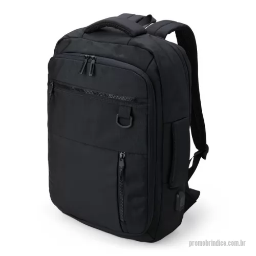 Mochila para notebook personalizada - Mochila confeccionada em Nylon 20 Litros com 4 compartimentos, sendo o principal com bolso para notebook 15,6. Possui um bolso externo, bolsos e divisórias internas para acessórios, a mochila possui suporte externo USB, alça com bolso integrado para cartões, alça para engate em malas de viagem e duas alças de mãos, sendo um delas para o transporte da mochila no formato pasta.
