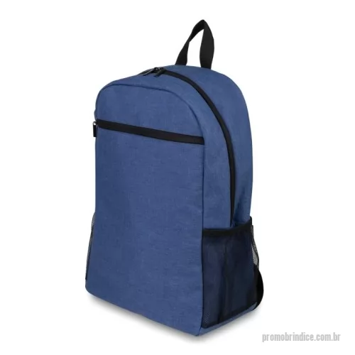 Mochila para notebook personalizada - Mochila confeccionada em tecido externo de poliéster 300D e interno em poliéster 190D. Com bolso frontal com zíper, dois bolsos laterais e compartimento interno para notebook de até 15,6”.