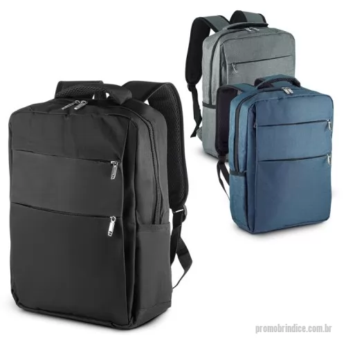 Mochila para notebook personalizada - Mochila para notebook em tecido poliéster 600D e interior em 210D.  Parte externa: 3 Bolsos frontais com ziper; 2 Bolsos laterais; Engate para mala de viagem; Alça de mão e alça ombro acolchoada; Parte interna: Compartimento acolchoado para notebook de 39x28cm. Tamanho total do Notebook - 15.6