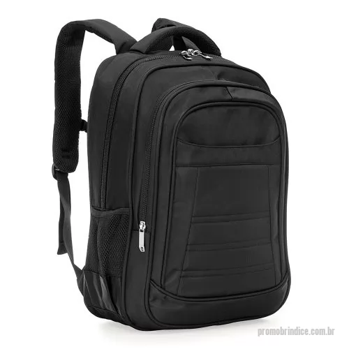 Mochila para notebook personalizada - Mochila de poliéster 27 litros com três compartimentos, sendo o principal com bolso para notebook 15,6. Com divisórias internas para acessórios, a mochila possui bolsos laterais em malha, alça de compensação, duas alças de mãos e área costada com revestimento espumado.  Altura: 50 cm Largura: 36 cm Medidas aproximadas para gravação: (CxL): 8 cm x 15 cm