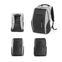 Mochila para notebook em 900D e Tarpaulin com 2 compartimentos principais com diversos bolsos interiores. Compartimento principal com divisória almofadada para computador até 17". A mochila tem ainda 2 bolsos frontais, 2 bolsos laterais com zíper e bolso oculto nas costas com zíper. Contém ainda tira de transporte para trolley. Parte posterior e alças almofadadas. Capacidade até 30 L. 330 x 480 x 180 mm