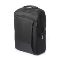 Mochila para notebook em tecido poliéster parte externa: bolso frontal com zíper, bolso pequeno na lateral direita. Conector usb. Alça de mão. Alça de ombro acolchoada. Engate para mala de viagem. parte interna: compartimento acolchoado para notebook até 15 polegadas. Porta caneta. Porta objeto.