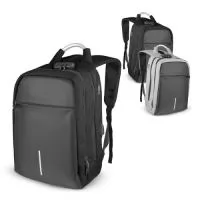 Mochila para notebook em tecido poliéster 50% Oxford e 50% PU e interior em poliéster 210D.  Parte externa: Possui fechamento em cadeado com segredo; Alça de mão em metal; Alça de ombro acolchoada; Mini bolso na alça de ombro; Fita refletiva noturna. Engate para mala da viagem; Bolso frontal grande.Saída USB e fone de ouvido.  Parte interna: Divisórias internas para canetas, documentos e telefone celular.  Compartimento acolchoado para notebook, 43x27cm.  Tamanho total do Notebook - 15.6"
