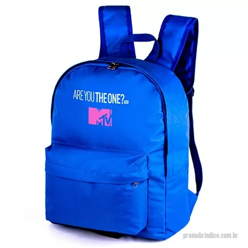 Mochila personalizada - Mochilas Escolares Personalizadas. Confeccionado em poliéster 600 com alças de ombro e quatro compartimentos. Bolso frontal e dois bolsos laterais.