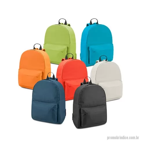 Mochila personalizada - Mochila fabricada em Nylon. Resistente, com ótimo custo, grande variedade de cores ela pode ser personalizada em espaço privilegiado de impressão. Ótima opção de brinde para divulgar sua marca junto a clientes e colaboradores