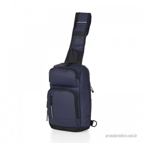 Mochila personalizada - Mochila de ombro 10 litros em couro sintético resistente à água com seis compartimentos, sendo dois deles exclusivos para cartões e proteção contra furto. Contém suporte externo usb, bolso para tablet 9, bolsos internos, faixa refletiva e revestimento costado espumado.