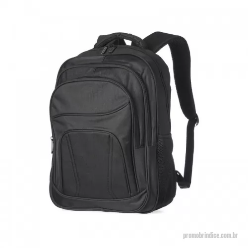 Mochila personalizada - Mochila de nylon 30 litros com três compartimentos, sendo o principal com bolso para notebook 15,6.Com bolsos laterais telados, a mochila possui alça para encaixe em malas de viagem, duas alças de mãos e alças para as costas com revestimento espumado. Acompanha plaquinha metálica.