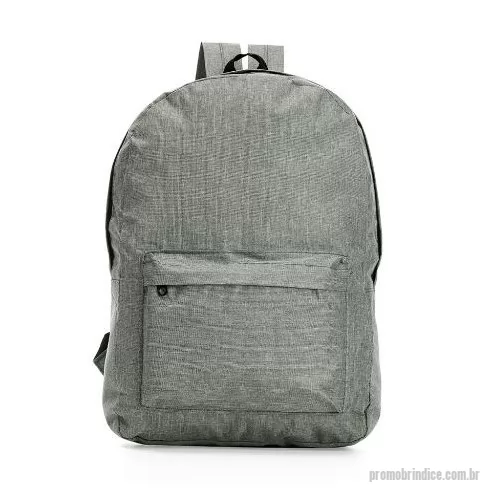 Mochila personalizada -  Mochila de nylon 14 litros com dois compartimentos, sendo o principal com bolso raso para notebook 14.  Altura :  38,5 cm  Largura :  25,5 cm  Profundidade :  15 cm