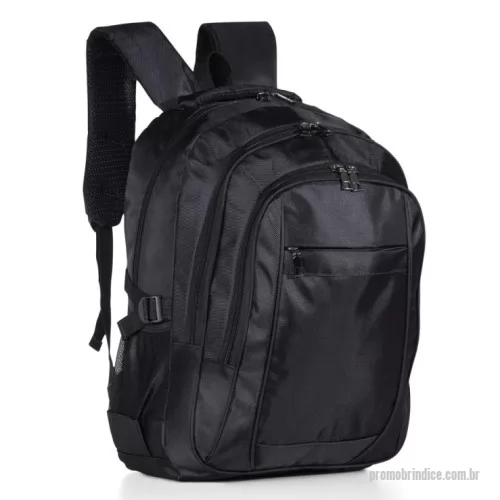 Mochila personalizada - Mochila de nylon 31 litros com quatro compartimentos, sendo o principal com bolso para notebook 156. A mochila possui bolsos laterais em malha, alça de compensação e duas alças de mãos.  Altura :  47,5 cm  Largura :  34 cm  Profundidade :  20 cm  Medidas aproximadas para gravação (CxL):  4,5 cm x 16 cm  Peso aproximado (g):  711