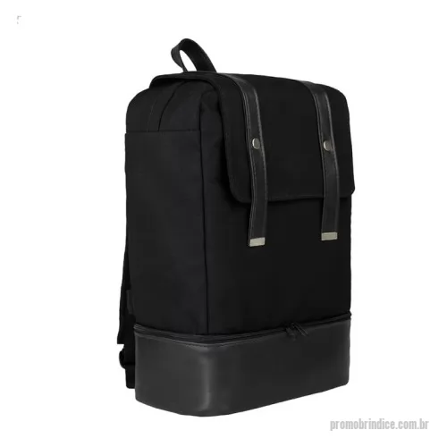 Mochila personalizada - Mochila personalizada. Todos nossos produtos são de fabricação própria podendo ser alterado, medidas, materiais, cores e detalhes do produto. Tambem personalizamos o item como preferir, trabalhamos com diversos métodos de gravação, proporcionando uma linda apresentação do produto. Faça já seu orçamento e receba um atendimento premium.