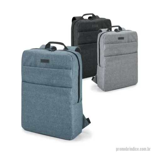 Mochila personalizada - Mochila para notebook em 600D de alta densidade com um compartimento com divisória almofadada para notebook até 15.6''. Interior forrado e almofadado. Mochila com 2 bolsos frontais, parte posterior e alças almofadadas. Placa metálica removível com imã, para fácil gravação. Capacidade até 10 L. 295 x 390 x 100 mm | Placa: 50 x 20 mm