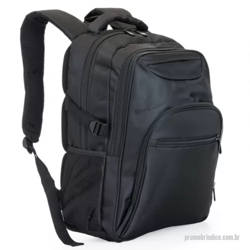 Mochila personalizada - Mochila poliéster para notebook, contém detalhes em nylon e neoprene, compartimento grande com bolso interno, compartimento médio com bolso/suporte para documentos e divisórias para 3 canetas, mini bolso com frontal superior, compartimento pequeno com bolso frontal e dois bolsos laterais de tela(nylon). Zíperes preto, duas fivelas laterais que podem ser encaixadas nas alças laterais para fechar com mais segurança a mochila, alça superior acolchoada e alça de nylon, alças ajustáveis para as costas revestidas com espuma e parte traseira também revestida de espuma para um maior conforto.