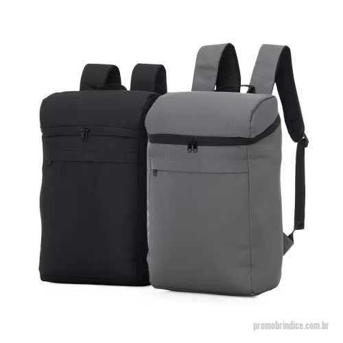 Mochila personalizada - Mochila Personalizada 14704 com sua logomarca. 20 anos ajudando a cotar Brindes Promocionais com várias empresas num único clique. Mochila térmica 17L confeccionada em poliéster, possui bolso frontal com zíper, alça para as mãos em nylon, e alça para as costas ajustáveis com revestimento antitranspirante.  Altura: 44 cm Largura: 27,5 cm Profundidade: 15,5 cm Medidas aproximadas para gravação(CxL): 24 cm x 22 cm Peso aproximado(g): 283Mochila térmica 17L confeccionada em poliéster, possui bolso frontal com zíper, alça para as mãos em nylon, e alça para as costas ajustáveis com revestimento antitranspirante.  Altura: 44 cm Largura: 27,5 cm Profundidade: 15,5 cm Medidas aproximadas para gravação(CxL): 24 cm x 22 cm Peso aproximado(g): 283Mochila Personalizada, 179804, Smart Gifts. Clique e Cote no Portal PromoBríndice!