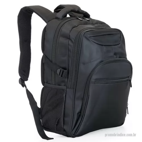 Mochila personalizada - Mochila poliéster para notebook, contém detalhes em nylon e neoprene, compartimento grande com bolso interno, compartimento médio com bolso/suporte para documentos e divisórias para 3 canetas, mini bolso com frontal superior, compartimento pequeno com bolso frontal e dois bolsos laterais de tela(nylon). Zíperes preto, duas fivelas laterais que podem ser encaixadas nas alças laterais para fechar com mais segurança a mochila, alça superior acolchoada e alça de nylon, alças ajustáveis para as costas revestidas com espuma e parte traseira também revestida de espuma para um maior conforto.  Altura: 37 cm Largura: 29 cm Medidas aproximadas para gravação: (CxL): 19,5 cm x 23 cm Tamanho: (CxL): 47 cm x 38 cm x 19 cm