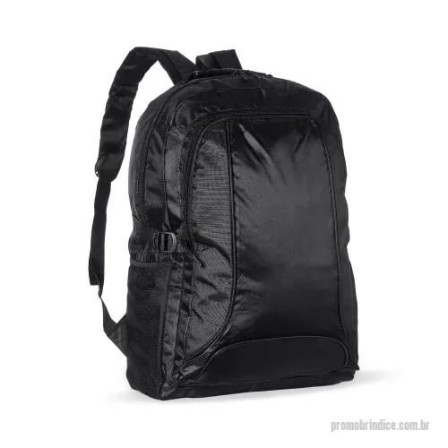Mochila personalizada - Mochila de nylon 35 litros com dois compartimentos e bolsos laterais em malha. Possui  fivelas laterais para regulagem de tamanho e duas alças de mãos, sendo uma delas reforçada com pegador plástico.