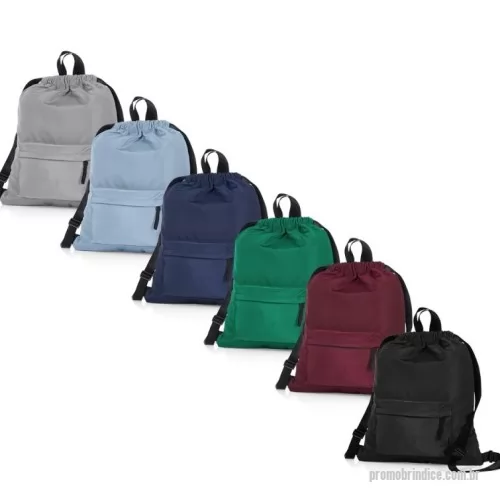 Mochila personalizada - Mochila saco feita em poliéster resistente à água com alças reforçadas de nylon. Possui ainda um bolso frontal com fechamento em zíper.