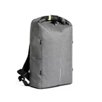 Detalhes:  Mochila XD Design Bobby Urban. Faixas refletivas, feita inteiramente com tecido anticorte e à prova d’água. Possui uma trava de combinação reforçada com aço e proteção RFID em um de seus diversos bolsos escondidos. Rede elástica que gera capacidade adicional para equipamentos. Interior com compartimentos acolchoados. Bolso para carregar garrafas. Informações Adicionais:  Dimensões (cm): Trava ativa: 42,0 x 47,0 x 15,0 (Comprimento x Altura x Largura) Trava inativa: 42,0 x 64,0 x 15,0 (Comprimento x Altura x Largura) Capacidade (L): 21-27, dependendo do modo como utiliza a mochila Compartimento de Tablet: Tablet de até 12,9 polegadas Compartimento de Laptop: Laptop de até 15,6 polegadas