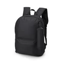 Mochila de nylon de 27 litros com dois compartimentos, sendo um bolso raso para notebook de 15,6 polegadas e bolsos laterais telados. Acompanha estojo de nylon.  Altura :  41 cm  Largura :  31 cm  Profundidade :  22 cm