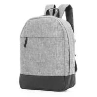 Mochila em tecido poliéster 300D e interior em 210D.  Parte externa: Bolso frontal grande com zíper. Alça de mão e ombro. Zíper protegido.  *Sem compartimento para Notebook.