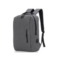 FICHA TÉCNICA – MOCHILA ESCOLAR E PROFISSIONAL . Descrição do Produto  Mochila desenvolvida para uso escolar ou profissional, com design funcional, resistência e conforto. Ideal para transporte de materiais escolares, notebooks, documentos, uniformes e itens pessoais. Produto altamente personalizável para campanhas promocionais e corporativas.