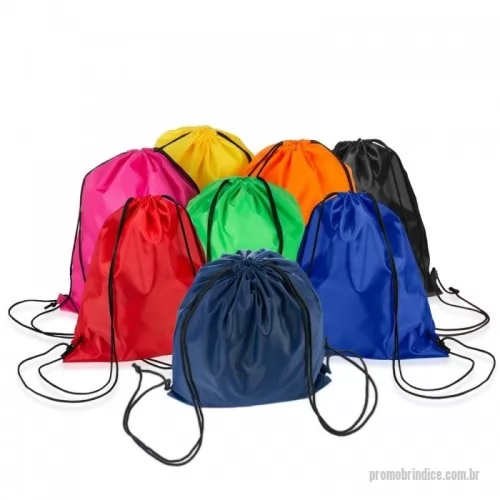 Mochila saco personalizada - Descrição: Mochila saco inteira colorida, com duas alças para costa, fechamento superior material em nylon.  Medidas aproximadas para gravação (CxL):  39,3 cm x 34 cm  Tamanho total aproximado  (CxL):  41 cm x 34 cm  Peso aproximado (g):  45