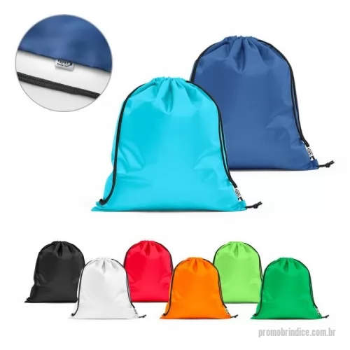 Mochila saco personalizada - Sacola tipo mochila em rPET 190T. Produzida a partir de plástico reciclado contribuindo para a redução dos resíduos no meio ambiente. Alças de 40 cm. 370 x 410 mm