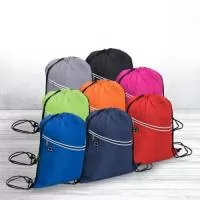 Mochila saco em fibra de poliéster resistente à água com bolso frontal e entrada para fones de ouvido.  Material: Fibra de Poliéster Altura :  42,4 cm Largura :  35 cm Medidas aproximadas para gravação (CxL):  33 cm x 18 cm Peso aproximado (g):  81